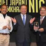 【画像】どうみても中学生……なのにスゴ腕ドリフトでチャンピオン!?　フォーミュラ・ドリフト・ジャパンの表彰パーティーが衝撃そのもの!! 〜 画像80