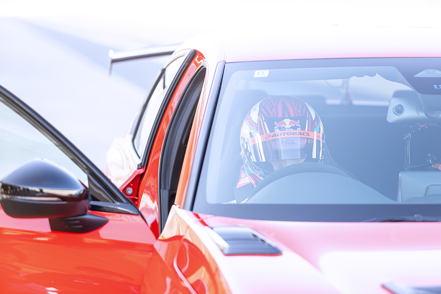 ARTA渾身のコンプリートカー「ARTA GT FL５」が魅せる圧倒的パフォーマンス 〜 画像3