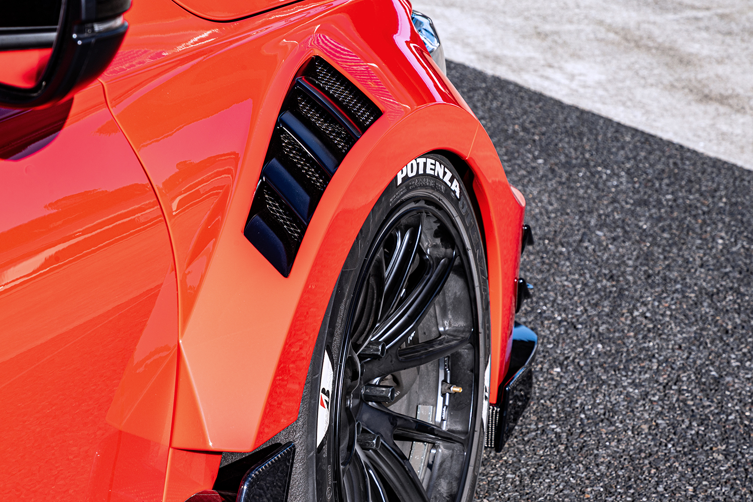 ARTA渾身のコンプリートカー「ARTA GT FL５」が魅せる圧倒的パフォーマンス 〜 画像35