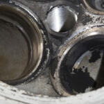 【画像】ガソリンは６カ月で使い切らないと「腐ってくる」ってマジ!?　長期間走らないなら「抜いて」おかないとクルマにダメージも!! 〜 画像2