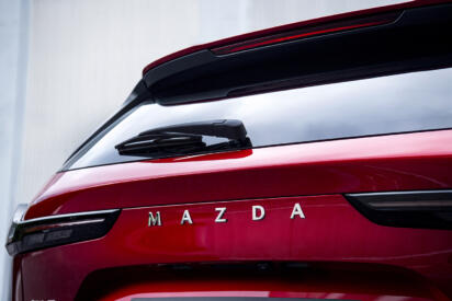 マツダどうした！　元気がないぞ!!　クルマの見た目も走りもいいのに販売が伸び悩むワケ