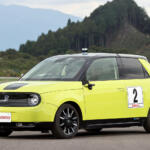 【画像】運転をしているのは確かに人！　でも上手さはクルマがもたらす!!　アステモの車両制御に「運転に革命」をもたらす可能性を見た 〜 画像21