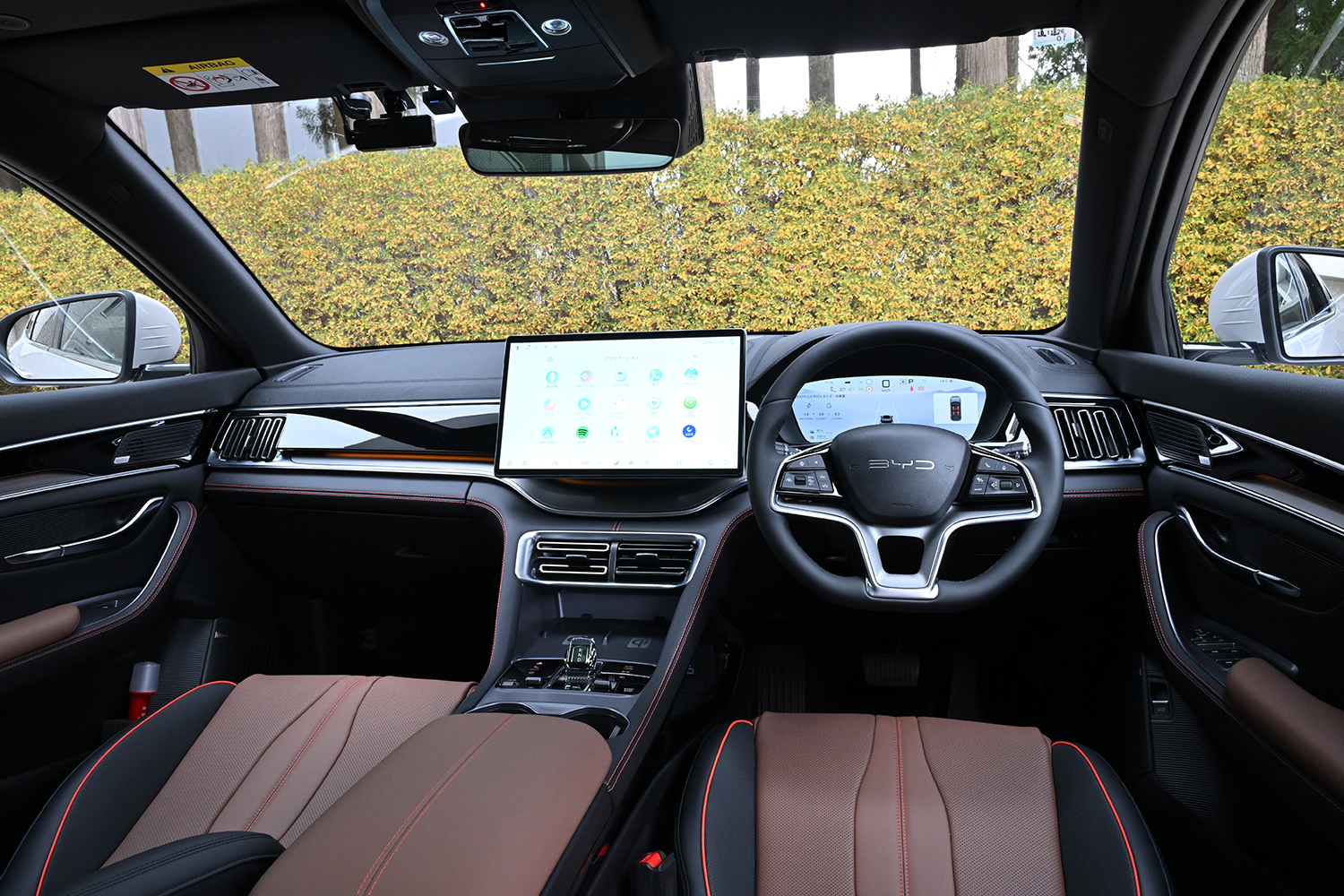 BYD シーライオン6の車内