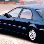 【画像】アルミが買えない人の化粧パーツ……がいまやお宝ってマジか！　廉価グレード御用達のホイールキャップがいまめちゃくちゃ人気になっていた 〜 画像2