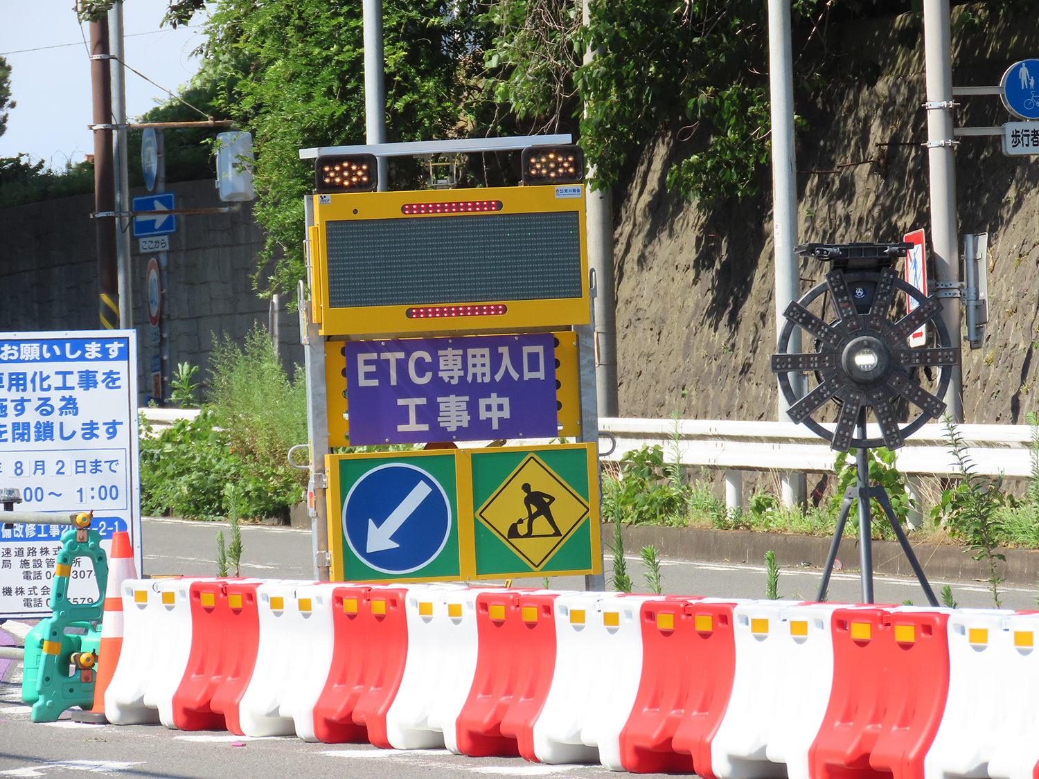 高速道路周辺の工事イメージ