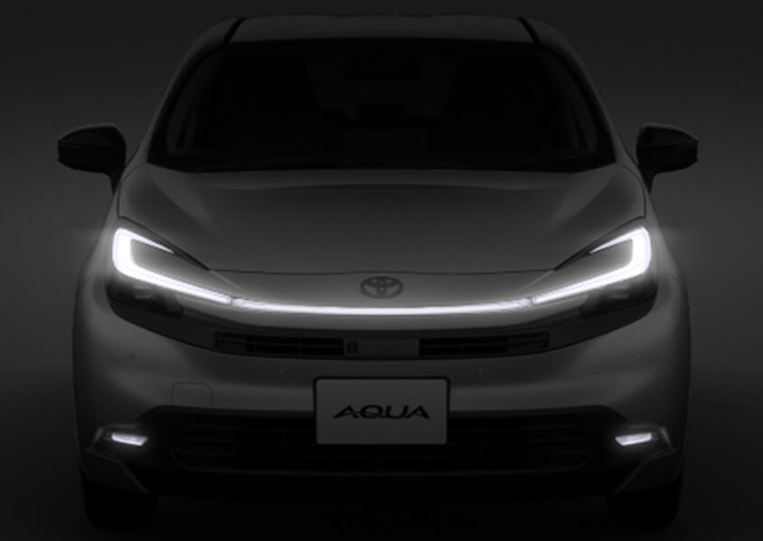 マイチェン大成功！　プリウス顔で人気急上昇の「新型アクア」をデザインのプロが辛口分析