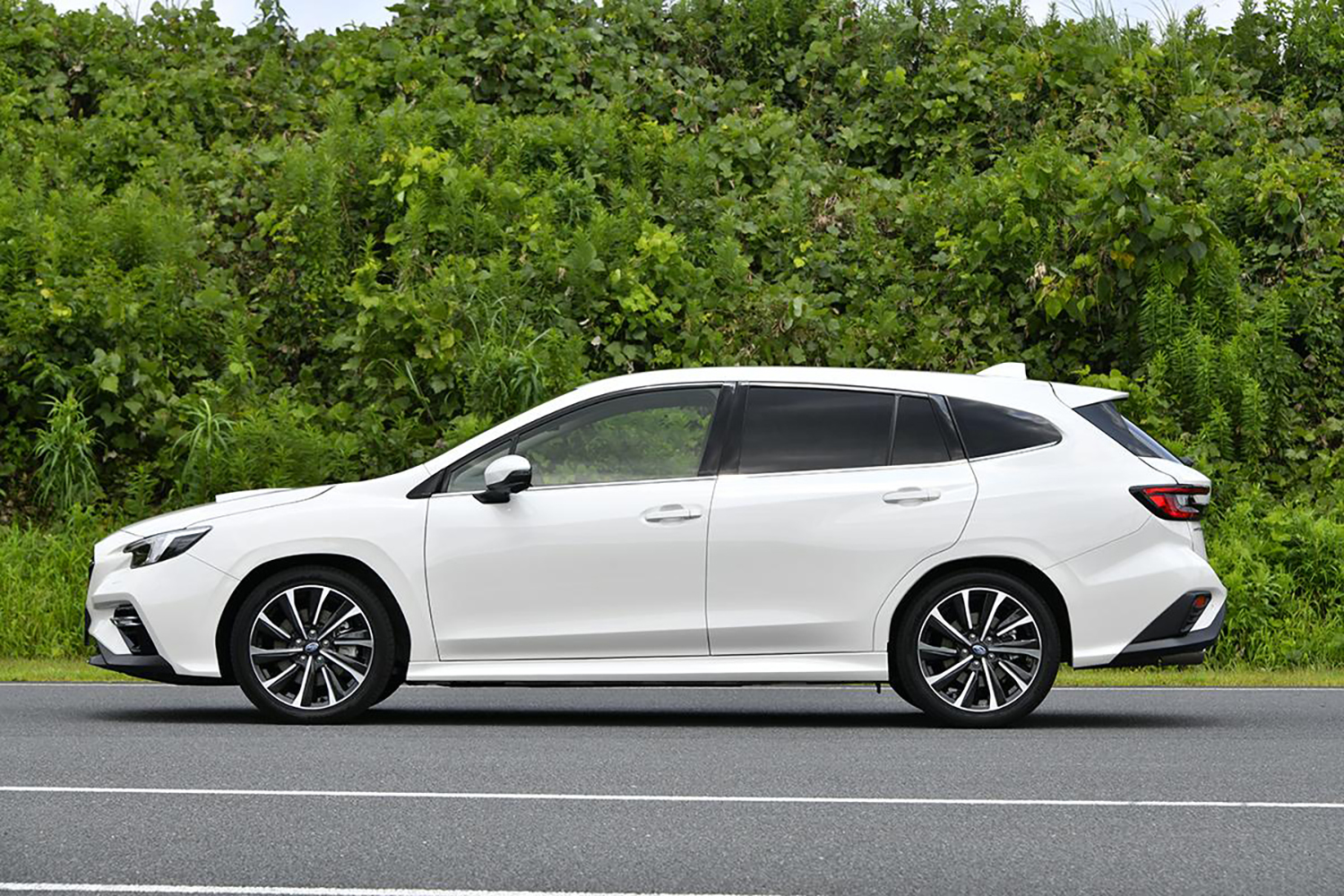 スバル・レヴォーグ