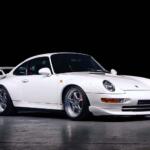 【画像】最強のポルシェ911といえば……の問いで必ず名前が挙がる１台！　フェルスタッペンも乗ってた「GT2 RSクラブスポーツ」のポルシェも認めるヤバさ 〜 画像1