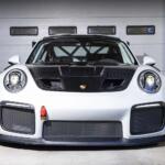 最強のポルシェ911といえば……の問いで必ず名前が挙がる１台！　フェルスタッペンも乗ってた「GT2 RSクラブスポーツ」のポルシェも認めるヤバさ