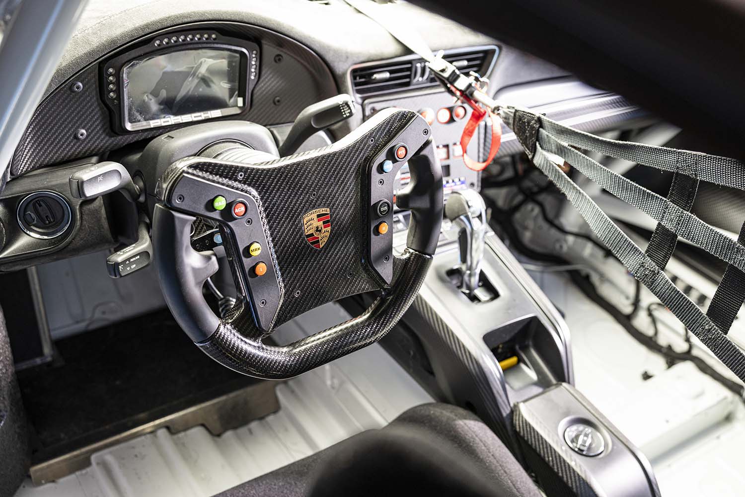 フェルスタッペンもオーナーだった限定200台700馬力の「911 GT2 RSクラブスポーツ」がヤバかった 〜 画像7