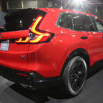 【画像】ホンダCR-Vがついに日本で復活！　パワートレインはハイブリッドのみ！　荷室もリヤシートも広くてラグジュアリーっぷりマシマシ!! 〜 画像17