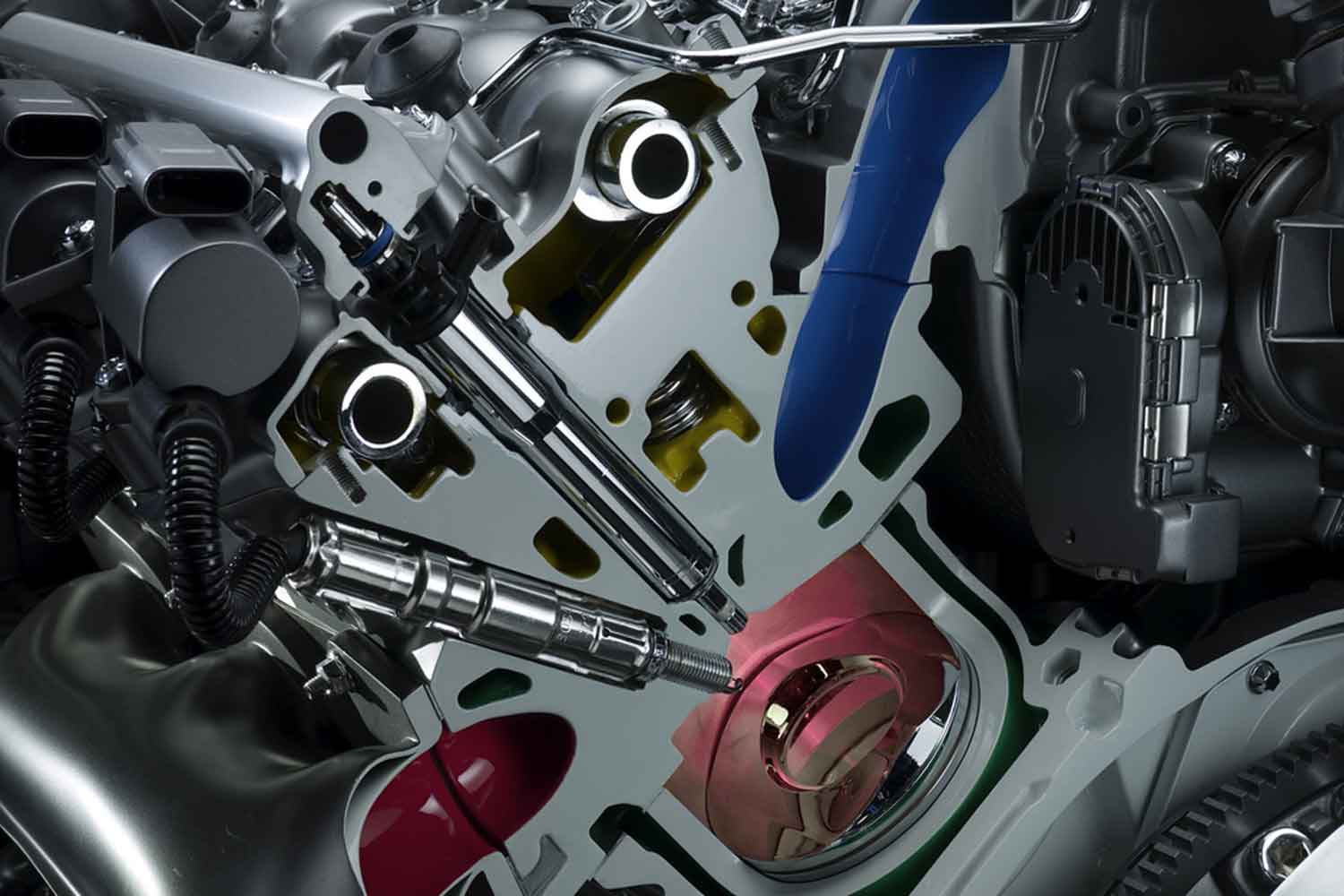 ガソリンエンジンとは決定的に違うディーゼルエンジンの仕組みとは