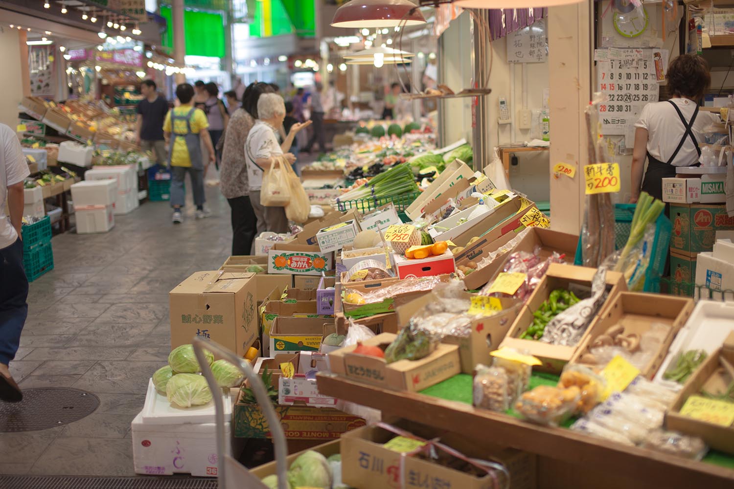 市場で売られている野菜