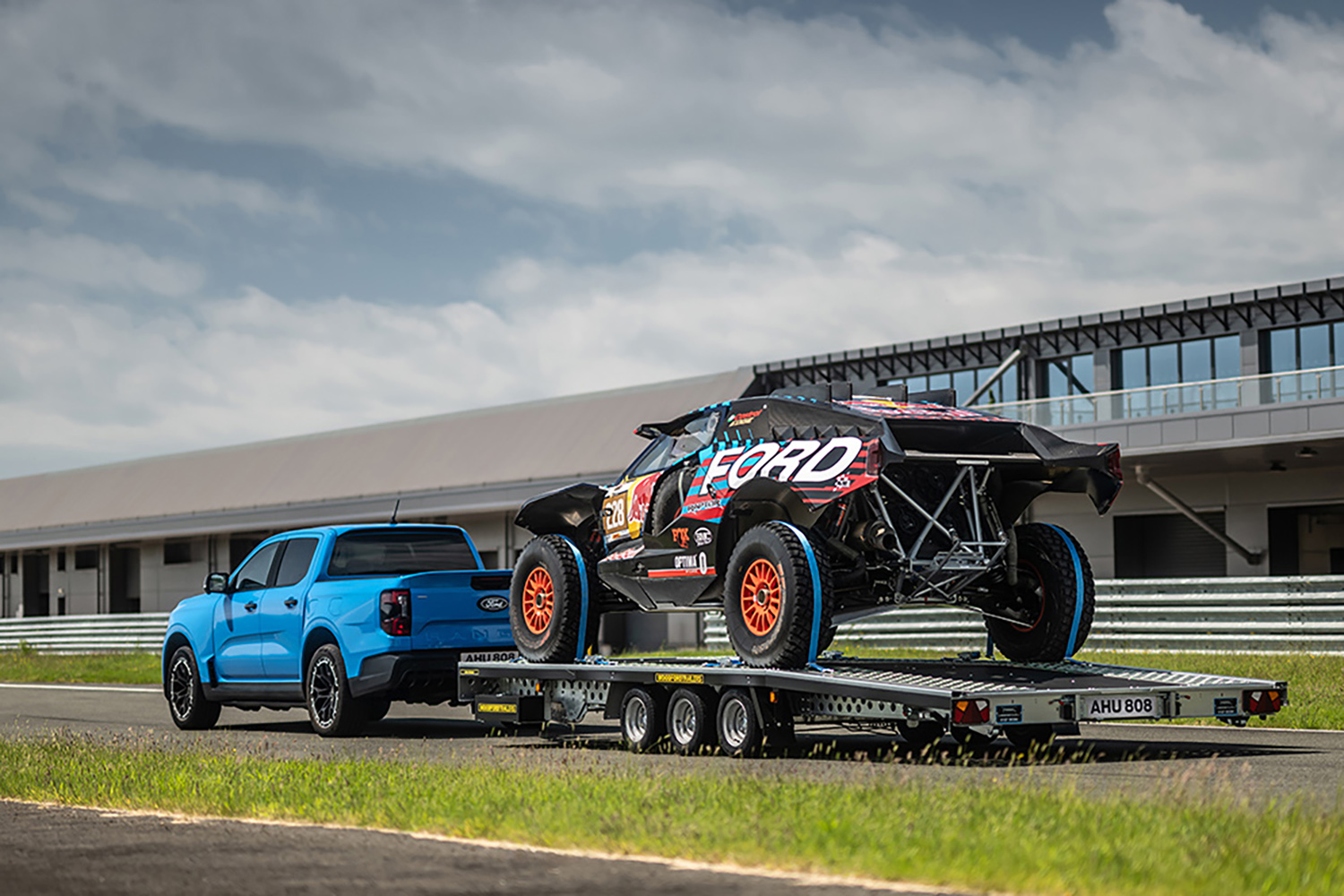 フォード・レンジャー＆トランジットをベースにした「MS-RT」シリーズがはたらくモンスターだった 〜 画像1