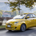 【画像】フィアット500もEVだけになっちゃったか……と思ったらエンジン搭載車が登場だと!?　しかも6速MT「だけ」とかやっぱフィアットはわかってらっしゃる!! 〜 画像3