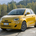 【画像】フィアット500もEVだけになっちゃったか……と思ったらエンジン搭載車が登場だと!?　しかも6速MT「だけ」とかやっぱフィアットはわかってらっしゃる!! 〜 画像16