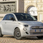 【画像】フィアット500もEVだけになっちゃったか……と思ったらエンジン搭載車が登場だと!?　しかも6速MT「だけ」とかやっぱフィアットはわかってらっしゃる!! 〜 画像21