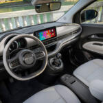 【画像】フィアット500もEVだけになっちゃったか……と思ったらエンジン搭載車が登場だと!?　しかも6速MT「だけ」とかやっぱフィアットはわかってらっしゃる!! 〜 画像30