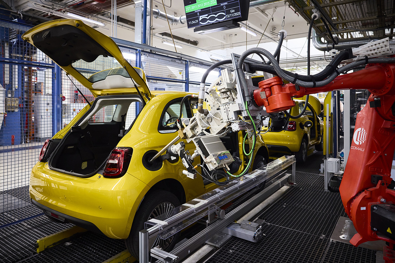 欧州で新登場のフィアット500ハイブリッドの日本導入が待ち切れない 〜 画像46