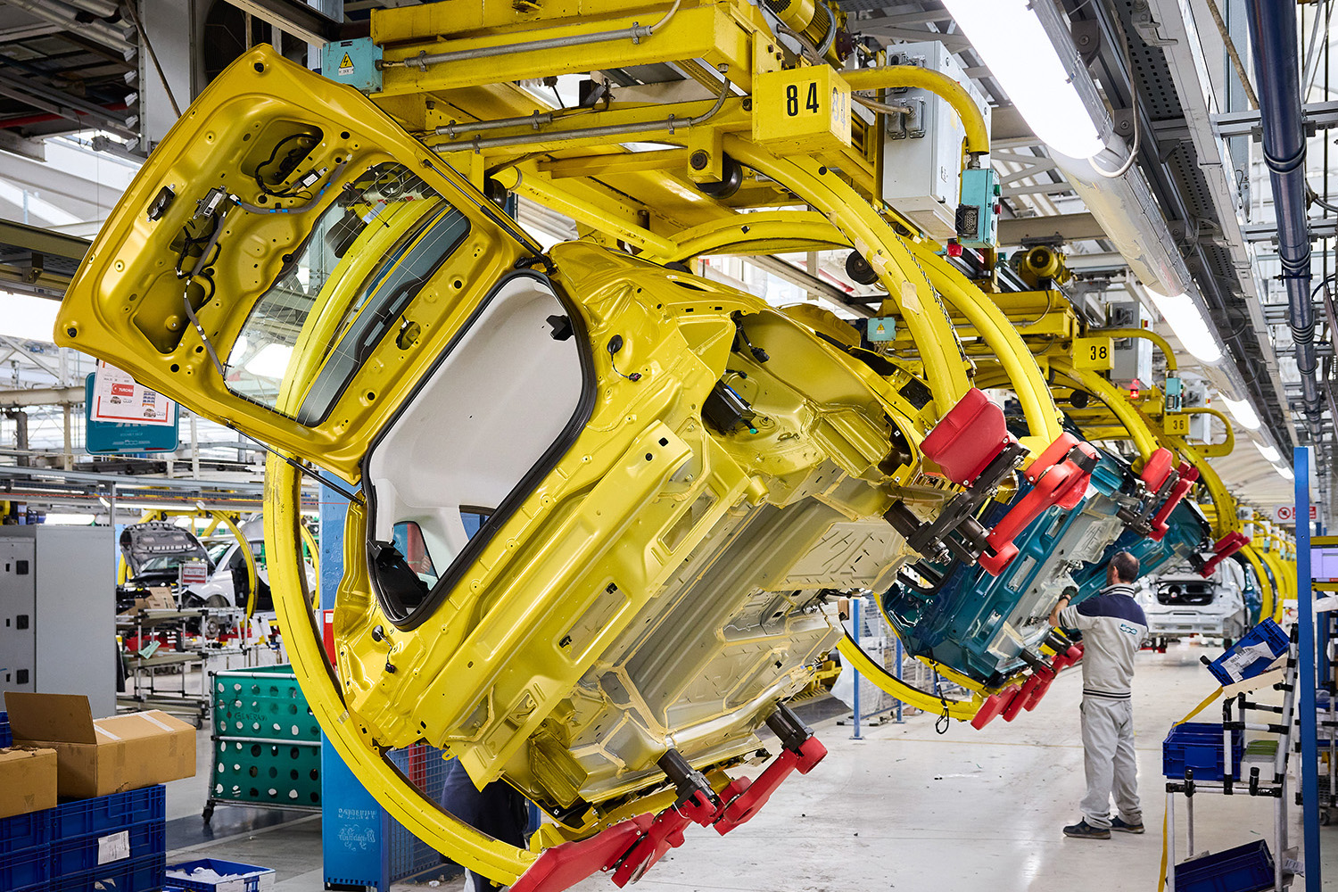 欧州で新登場のフィアット500ハイブリッドの日本導入が待ち切れない 〜 画像48