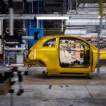 【画像】フィアット500もEVだけになっちゃったか……と思ったらエンジン搭載車が登場だと!?　しかも6速MT「だけ」とかやっぱフィアットはわかってらっしゃる!! 〜 画像49