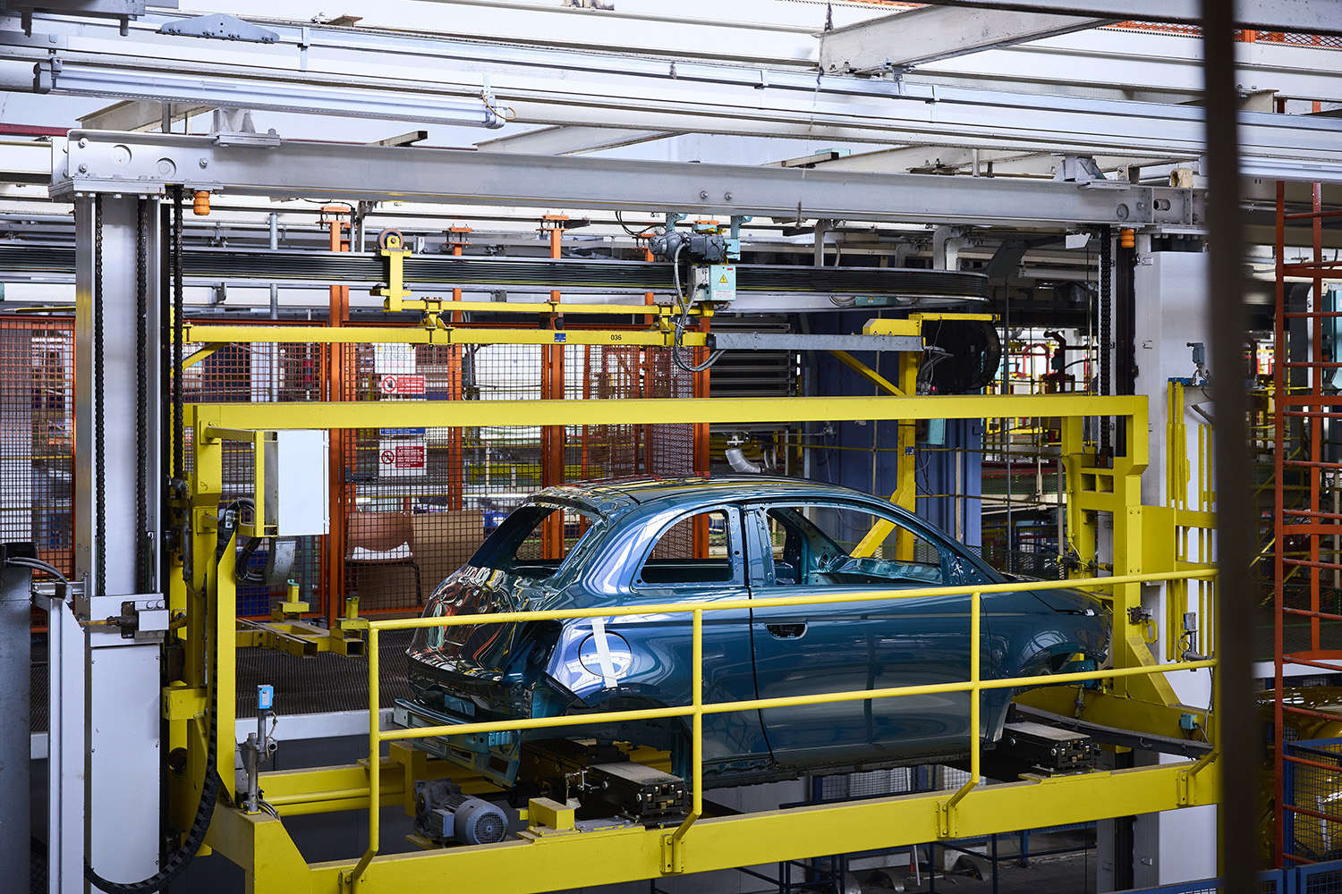 欧州で新登場のフィアット500ハイブリッドの日本導入が待ち切れない 〜 画像56