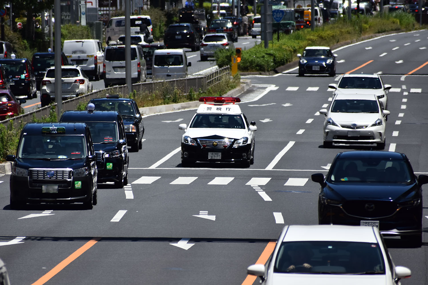 後方から近づいてくるパトカー 〜 画像9