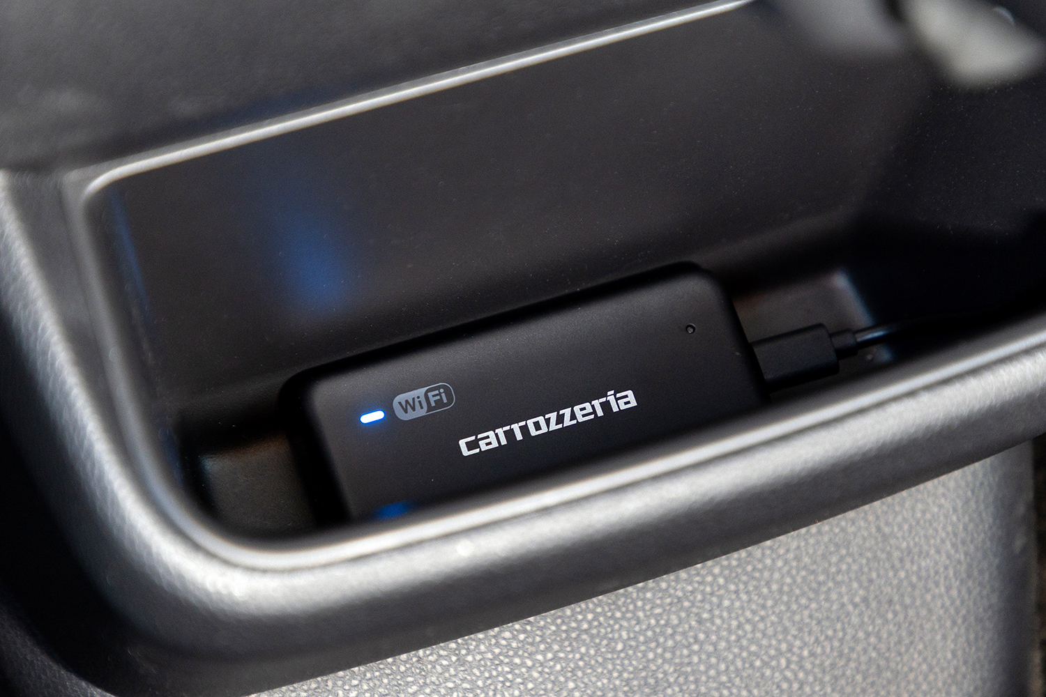 クルマのなかで使うなら車載機器専用ブランド「カロッツェリア」の車載専用Wi-Fiルーター「DCT-WR200D」が大正解だった 〜 画像12