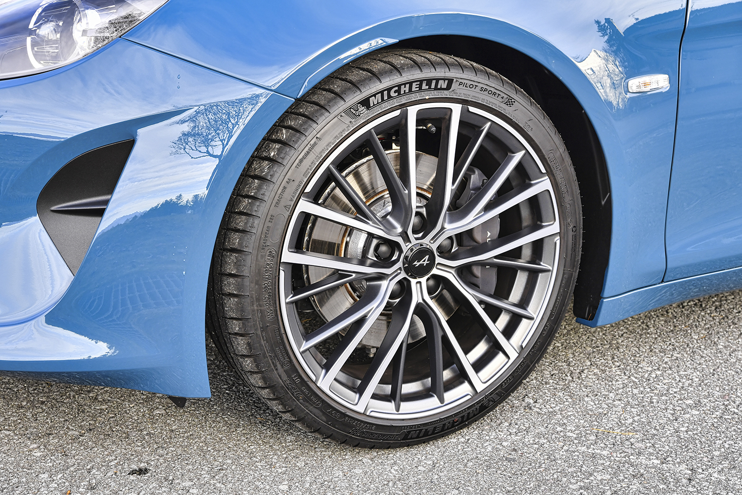 最後の３モデルに乗ってあらためて感じたアルピーヌらしさ 〜 画像33