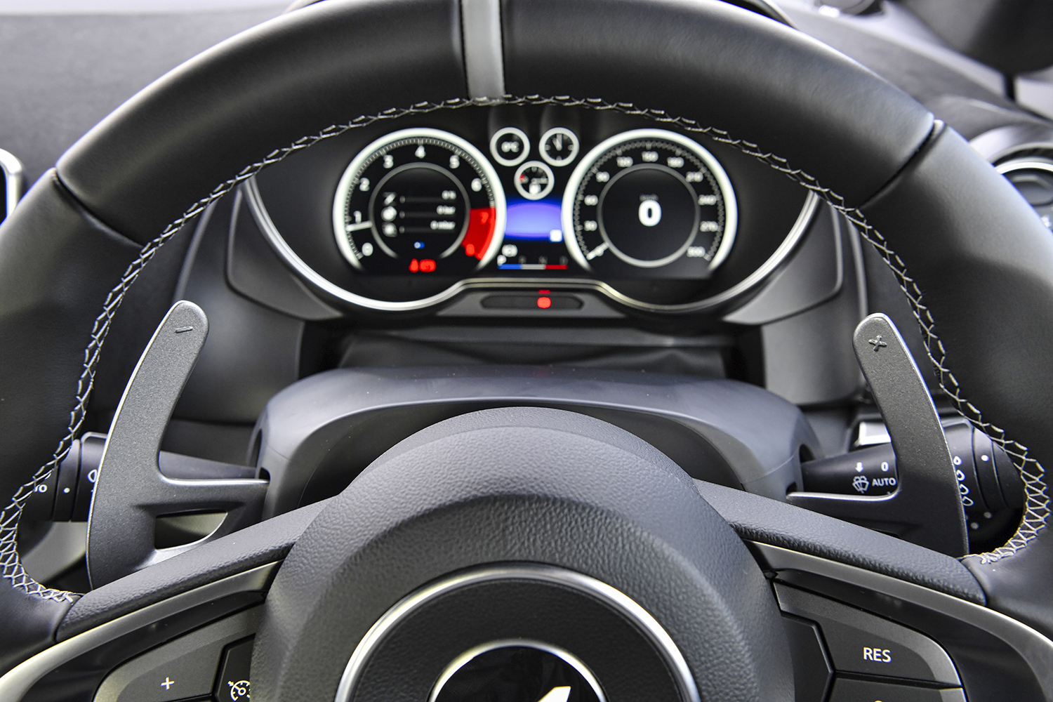 最後の３モデルに乗ってあらためて感じたアルピーヌらしさ 〜 画像44