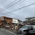 【画像】クルマで地震に遭遇！　置いて逃げるときは「キーをつけたまま」「車検証をもち出す」を忘れずに!! 〜 画像12