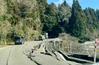 運転中に地震の揺れを感じたらキーを付けたまま車検証だけもち出すのが大正解