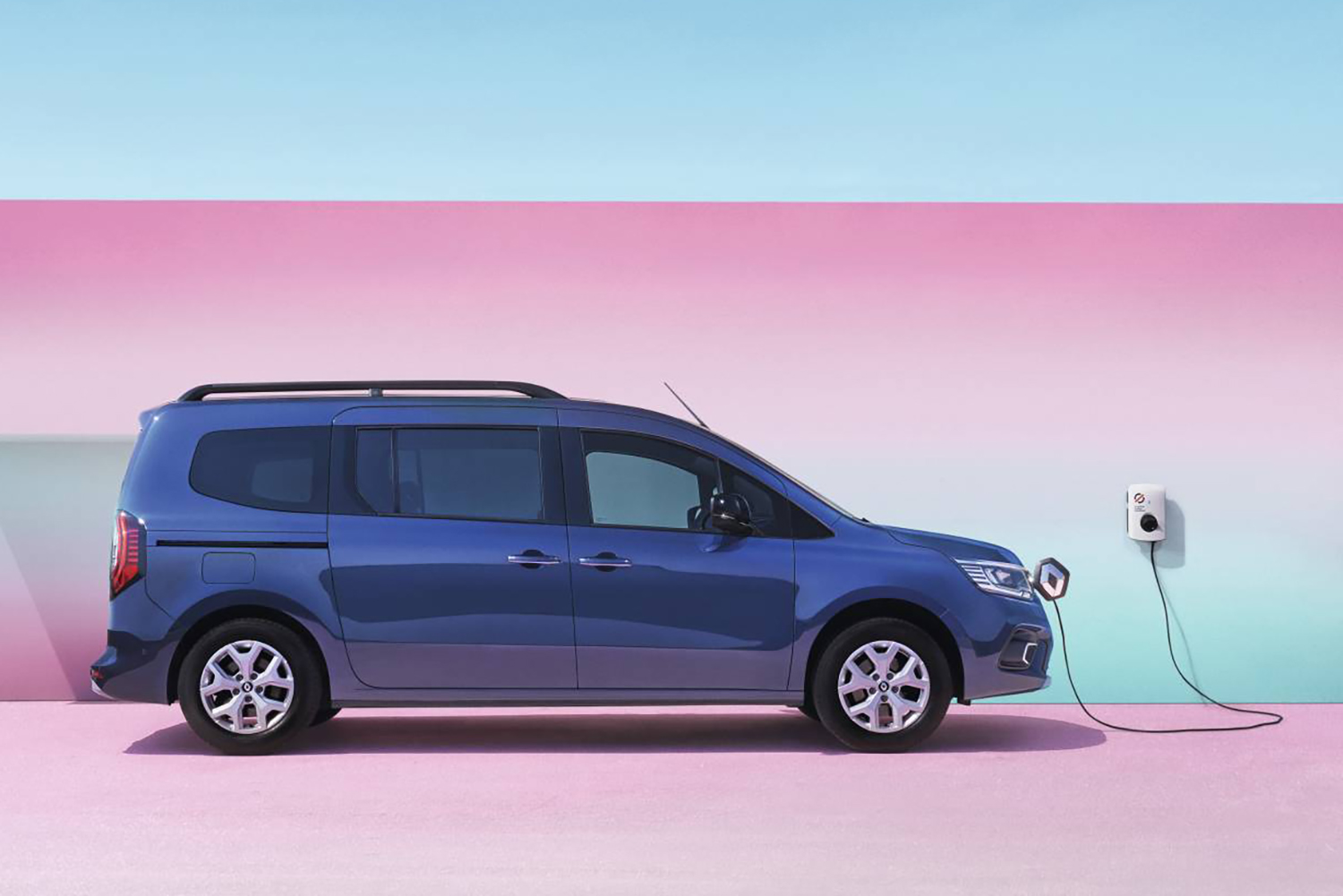 フランスには長いカングーがあった 〜 画像12