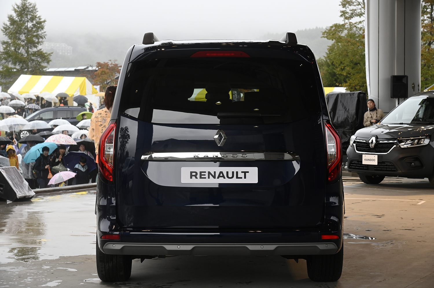 フランスには長いカングーがあった 〜 画像15