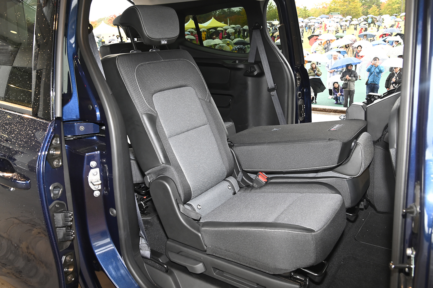 フランスには長いカングーがあった 〜 画像19