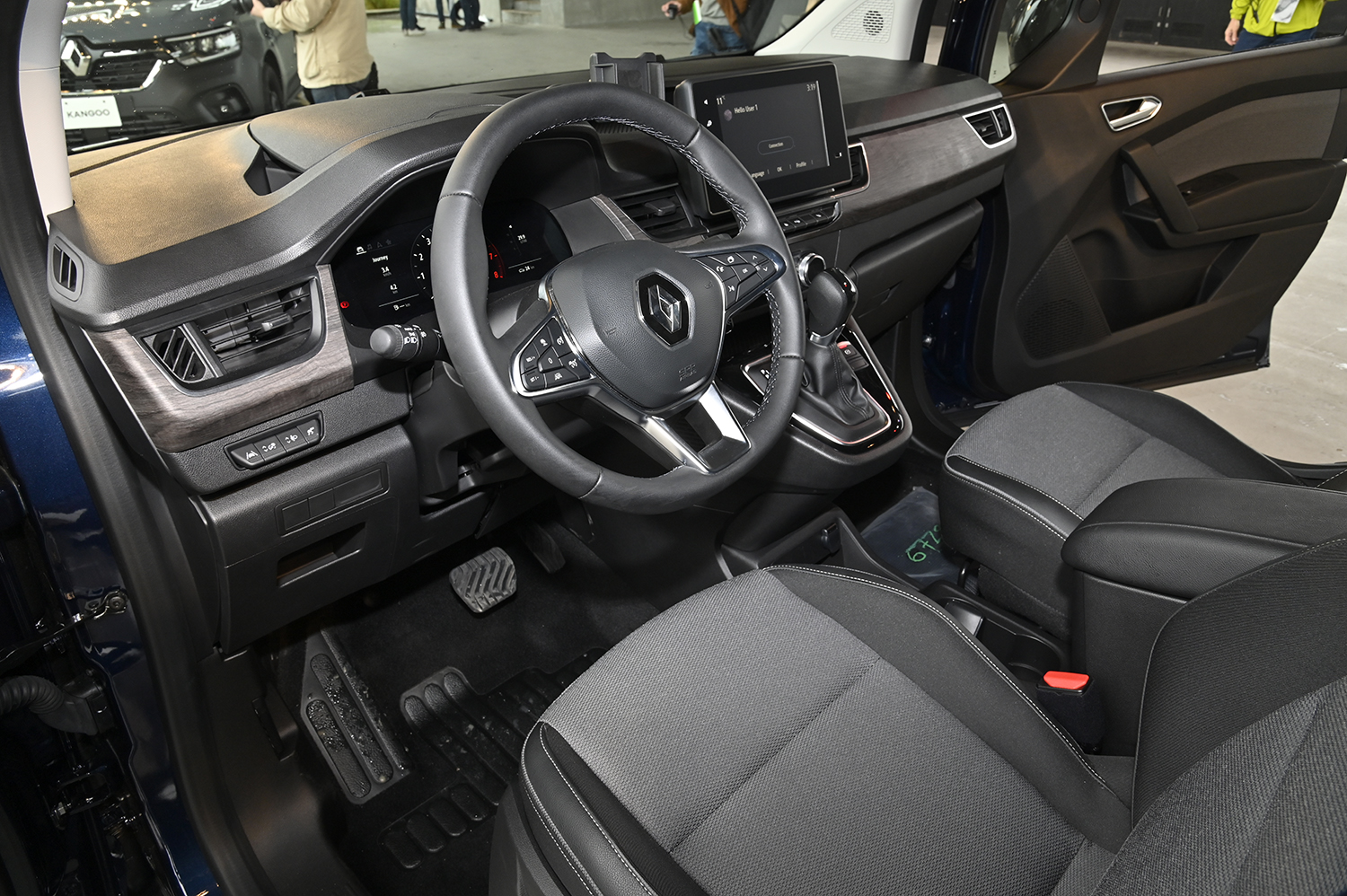 フランスには長いカングーがあった 〜 画像25