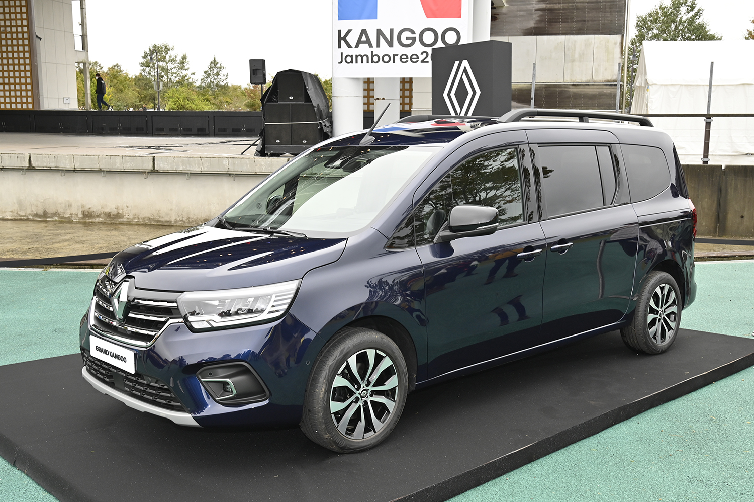 フランスには長いカングーがあった 〜 画像40