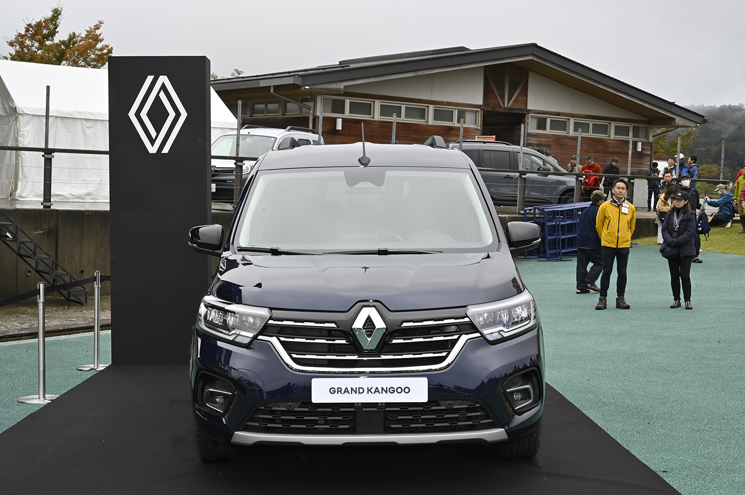 フランスには長いカングーがあった 〜 画像45