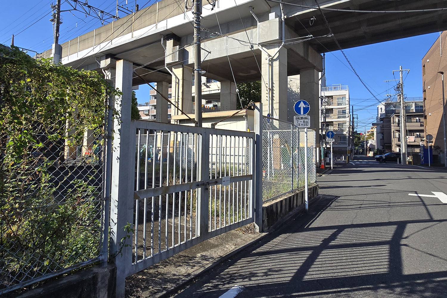東急田園都市線梶ケ谷駅近くには秘密の路線と謎の地下への入口があった 〜 画像16