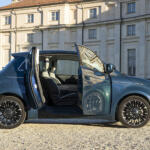 リヤドア付き「ただし右側のみ」のフィアット500があるってマジ!?　日本人が知らないチンクの日本導入は難しい？