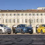 【画像】リヤドア付き「ただし右側のみ」のフィアット500があるってマジ!?　日本人が知らないチンクの日本導入は難しい？ 〜 画像6