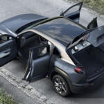 【画像】リヤドア付き「ただし右側のみ」のフィアット500があるってマジ!?　日本人が知らないチンクの日本導入は難しい？ 〜 画像9