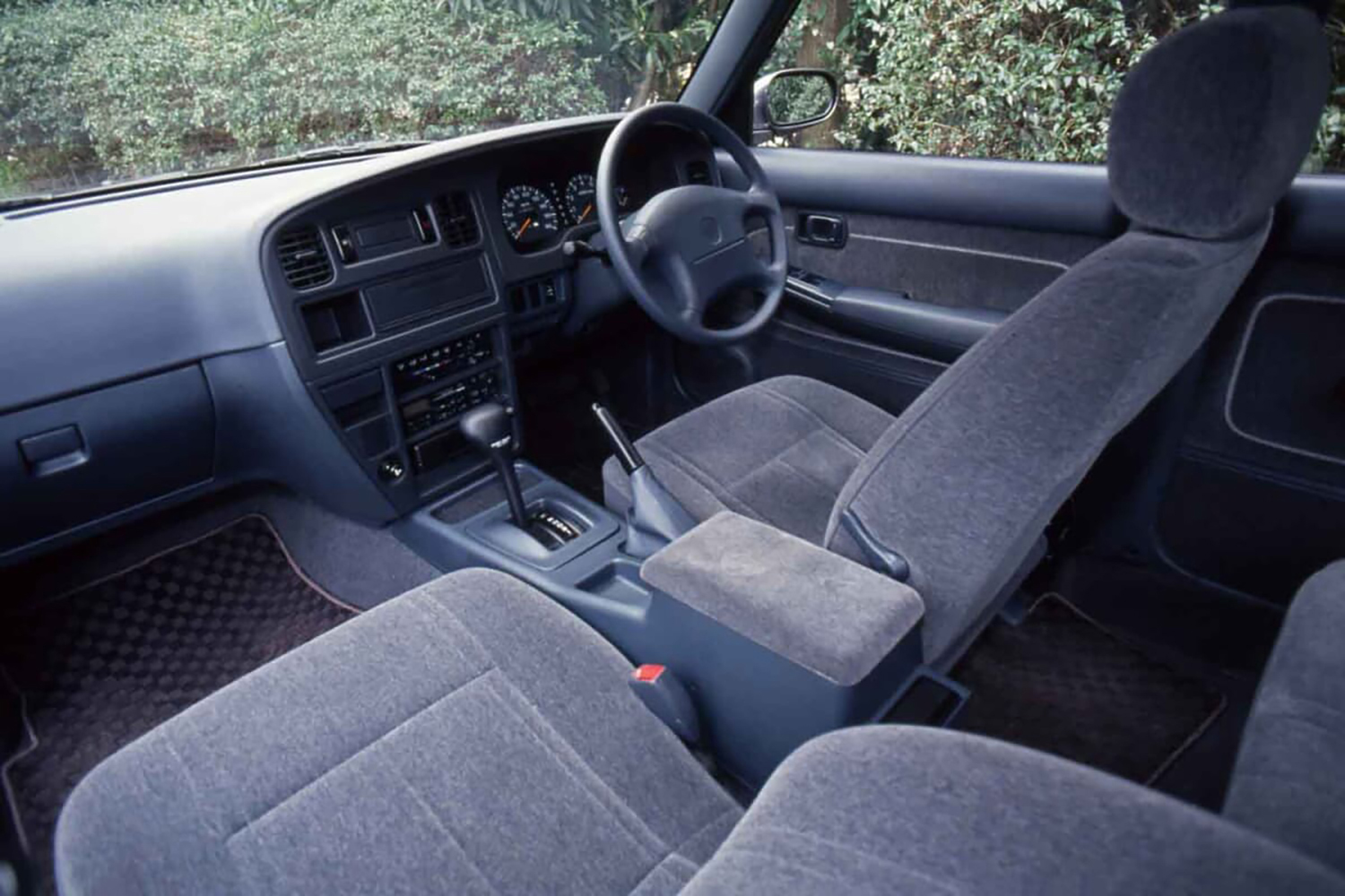 タクシー車両として誕生し正統派セダンとして評価されドリフト族にも愛されたクルマがあった 〜 画像7