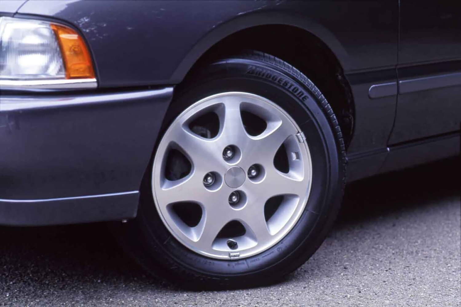 タクシー車両として誕生し正統派セダンとして評価されドリフト族にも愛されたクルマがあった 〜 画像9