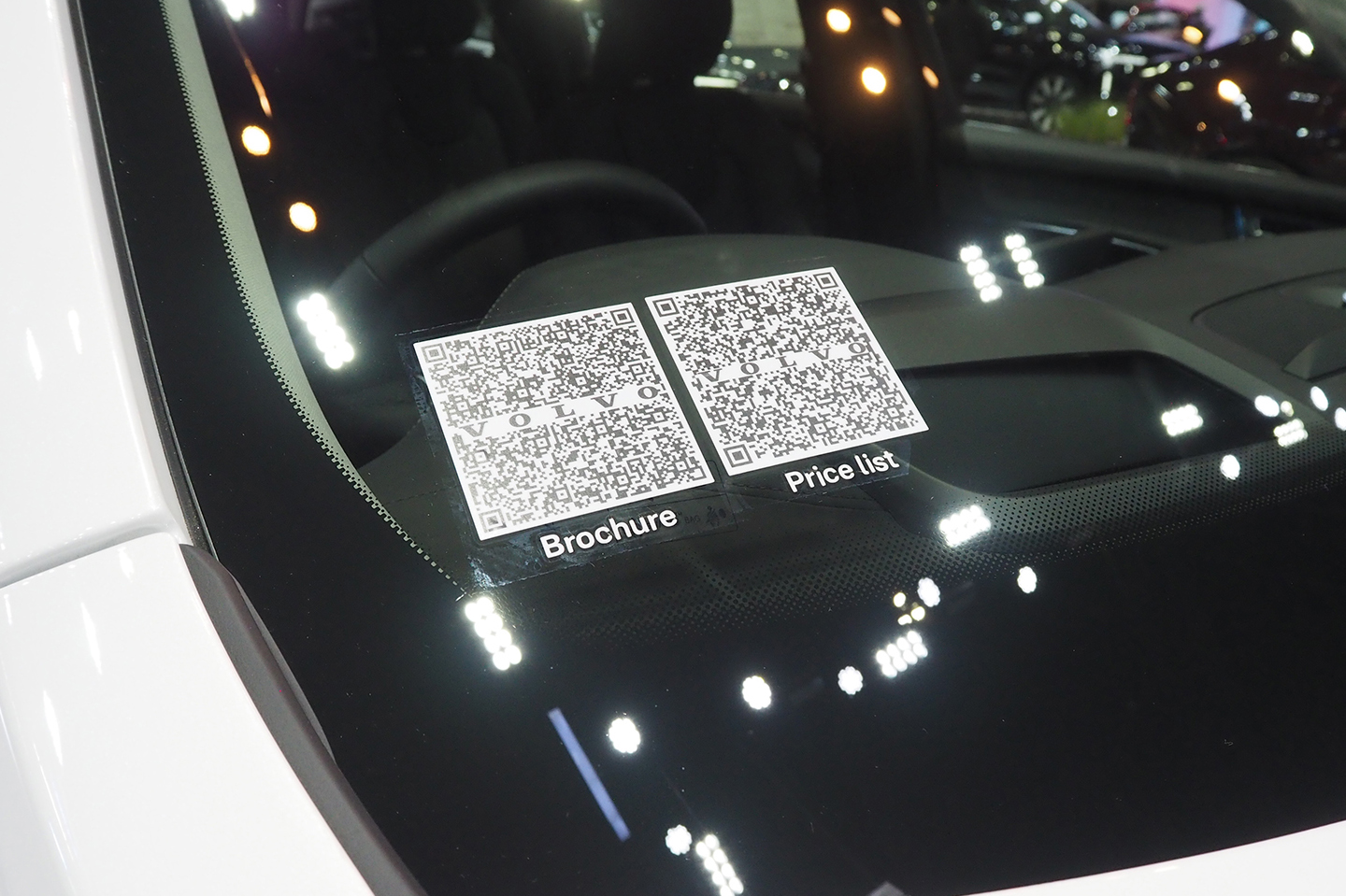 ボディに貼られたQRコード