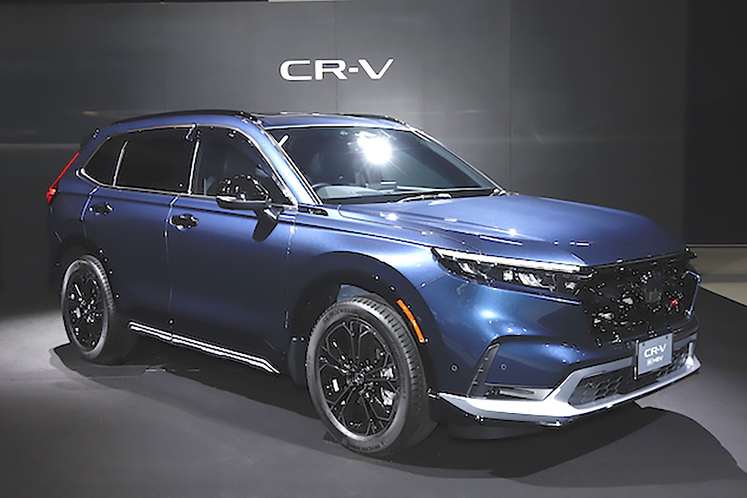 ホンダアクセスのCR-V e:HEV RSタフプレミアムのフロントスタイリング