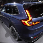 【画像】待望のCR-Vハイブリッド日本導入で早くもイジりたい欲が止められない！　ホンダアクセスの純正カスタムスタイルをチェックした!! 〜 画像10