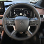 【画像】【試乗】高級感たっぷりで燃費がよくて悪路にも強く災害時も活躍！　おまけに走りも楽しいアウトランダーPHEVはクルマの理想の姿そのものだった 〜 画像16