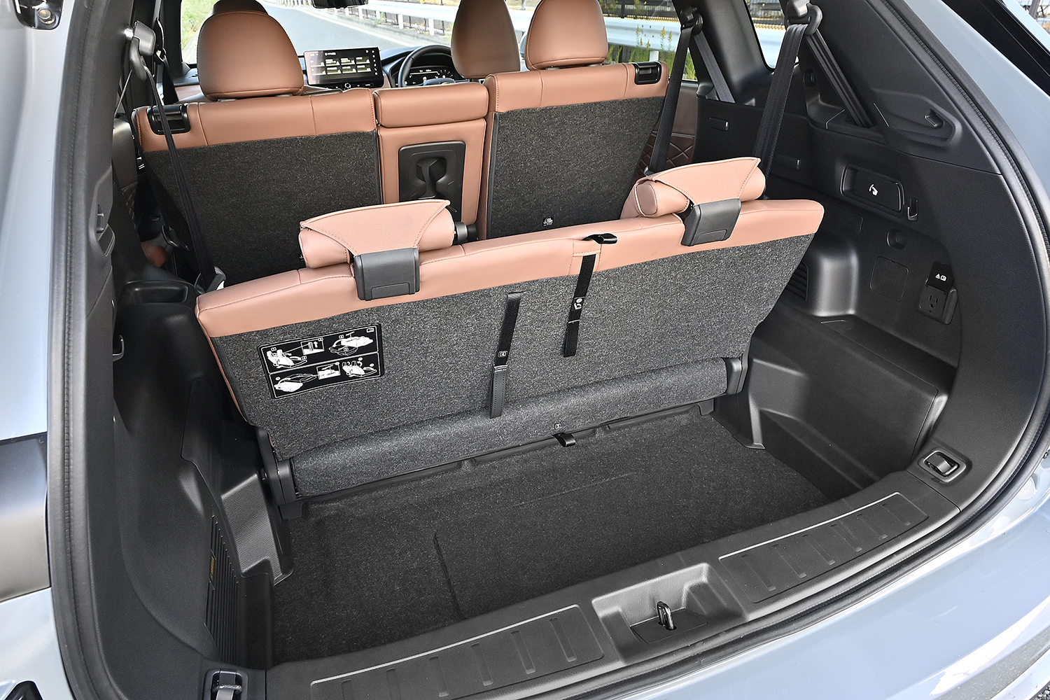 アウトランダーPHEVは静かにスムーズにそして力強く走るSUVの完成形だった 〜 画像24