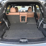 【画像】【試乗】高級感たっぷりで燃費がよくて悪路にも強く災害時も活躍！　おまけに走りも楽しいアウトランダーPHEVはクルマの理想の姿そのものだった 〜 画像27